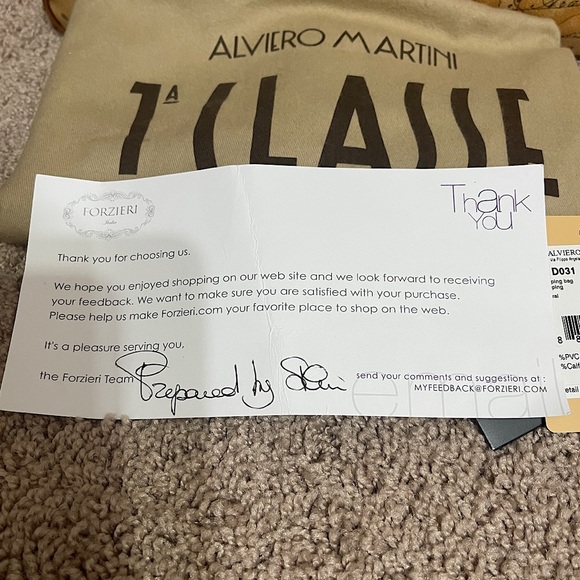 GEO Classic Large Shoulder Bag - Picture 14 of 15